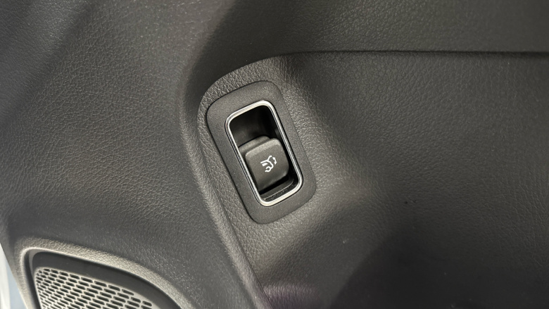 Mercedes-Benz CLA 200 AMG Line Executive 5dr Tip Auto Petrol Estate